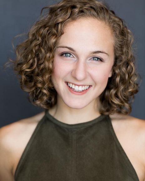 Hope Endrenyi Headshot