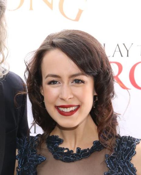 Monica Rodrigues Headshot