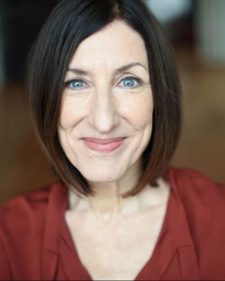 Julie Proudfoot Headshot