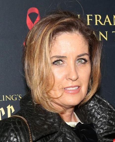 Elizabeth Gaine Headshot