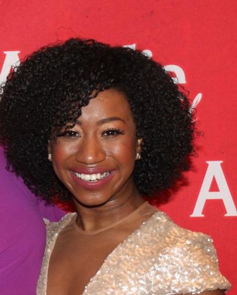 Destinee Rae Headshot