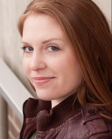 Amanda Connors Headshot