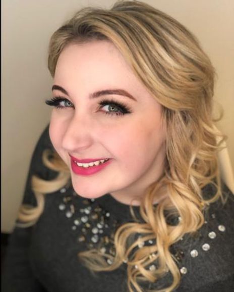 Shelby Ariana Snyder Headshot