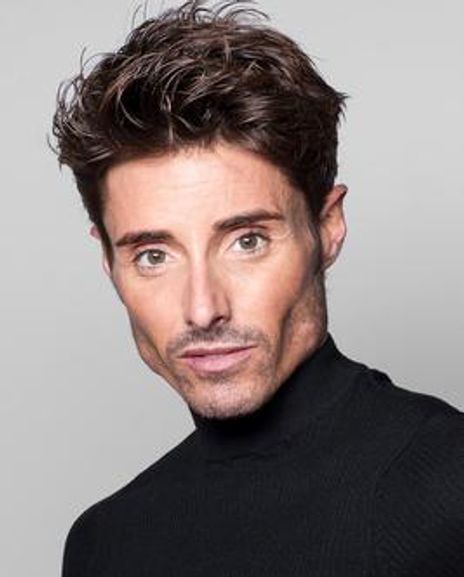 Aaron Cobos Headshot