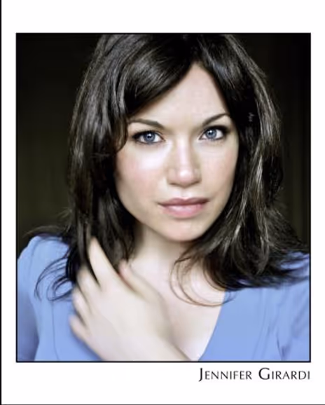 Jenny Girardi Headshot