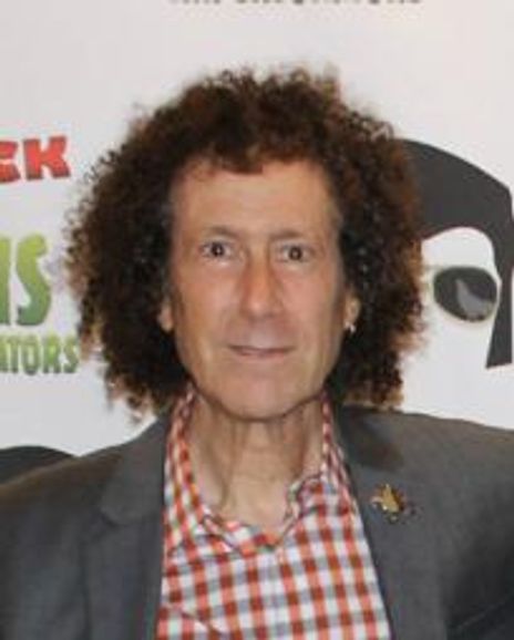 Lory Lazarus Headshot