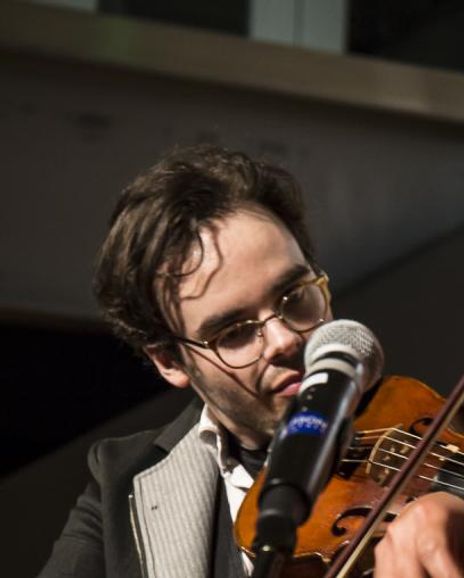 Logan Ellis Headshot