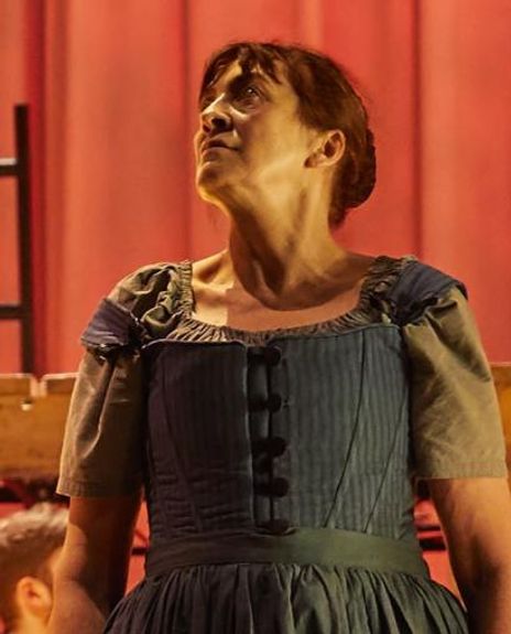 Lynda Rooke Headshot