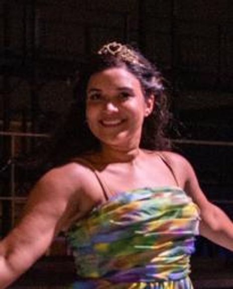 Mikaela Bennett Headshot