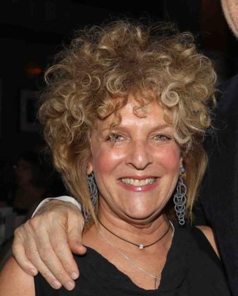 Beth Sussman Headshot