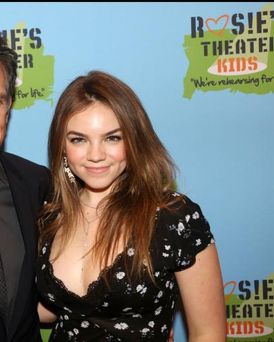 Ella Stiller Headshot