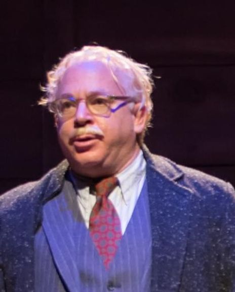 Dov Mickelson Headshot