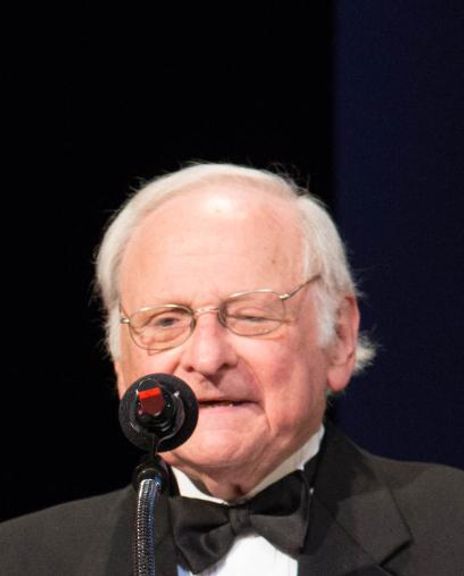 Hillary Hart Headshot