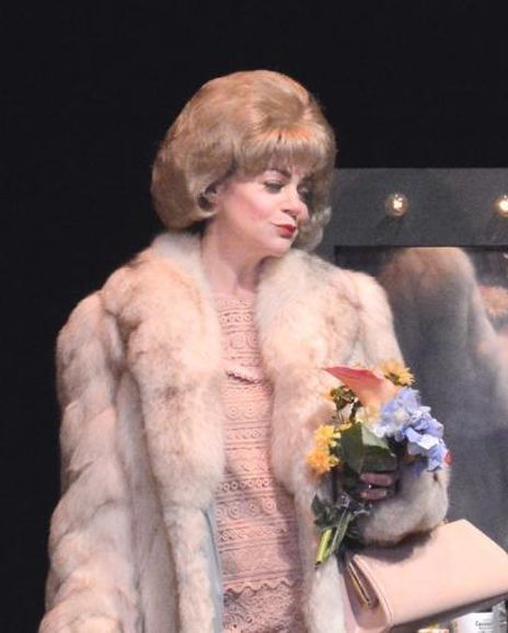 Lindsey Allen Headshot