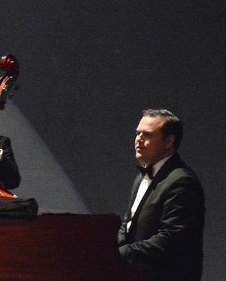 Kevin F Story Headshot