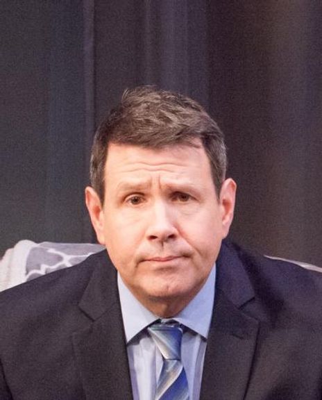 Kevin Symons Headshot