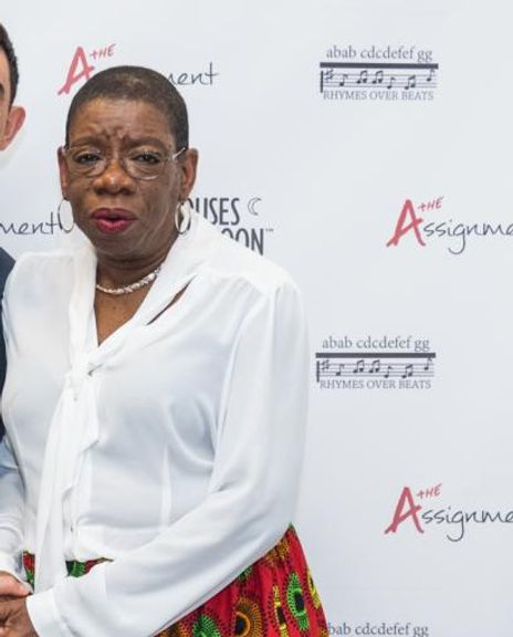 Elaine Lane Headshot