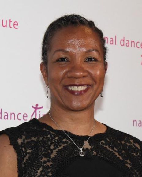 Traci Lester Headshot