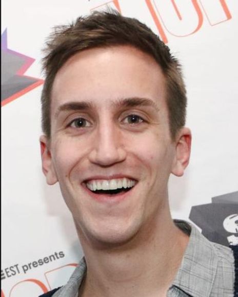Alex Tobey Headshot
