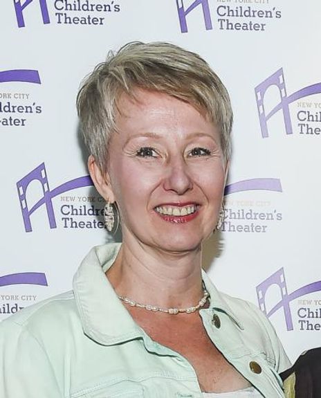 Debra Sue Lorenzen Headshot