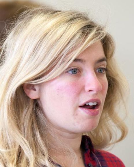 Elizabeth Newman Headshot