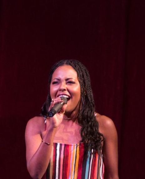 Analia Heredia Headshot