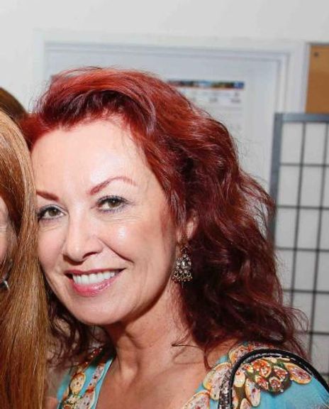 Toni Tartamella Headshot