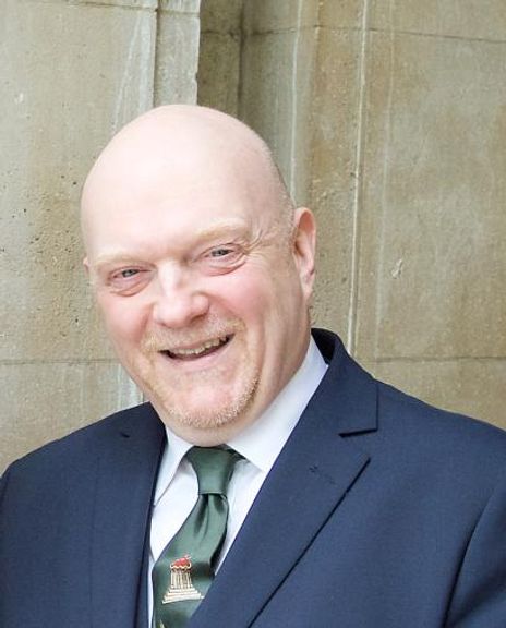 Graham Watts Headshot