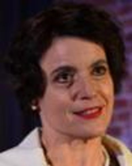 Lisa Hodsoll Headshot