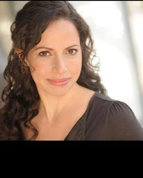 Rebecca Martinez Headshot