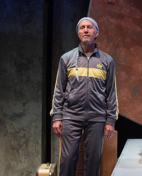 Roderick Menzies Headshot