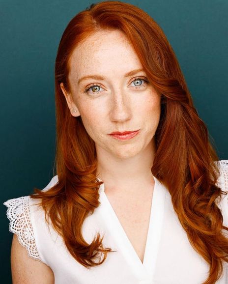 Sandra Kate Burck Headshot