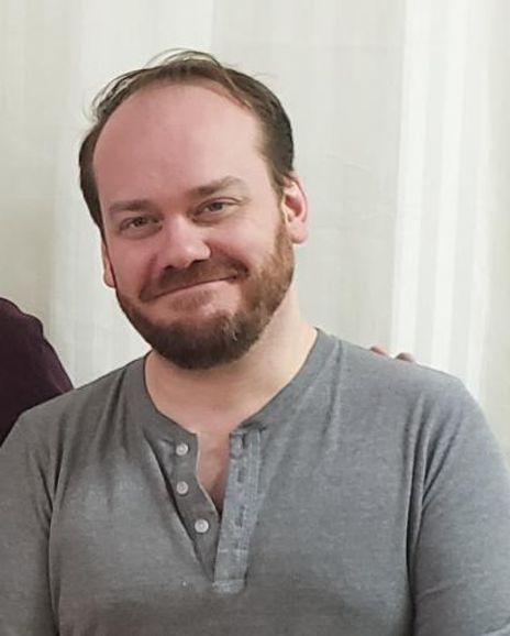 Aaron Phillips Headshot