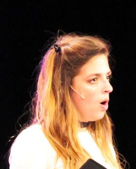 Kelly Krauter Headshot