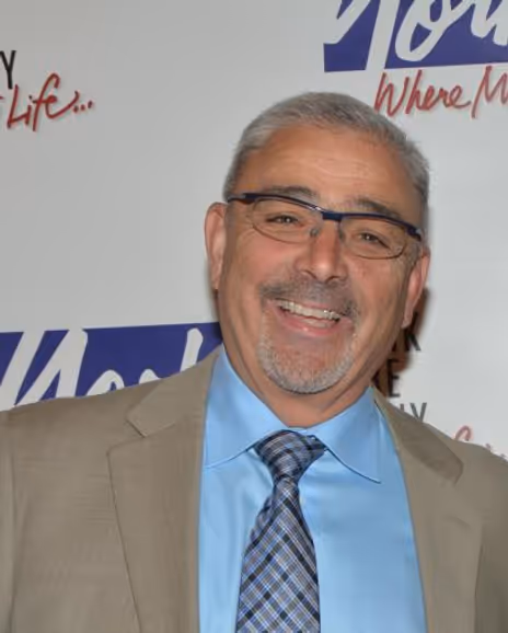 Thomas Castellino Headshot