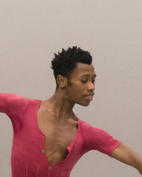 Mlindi Kulashe Headshot