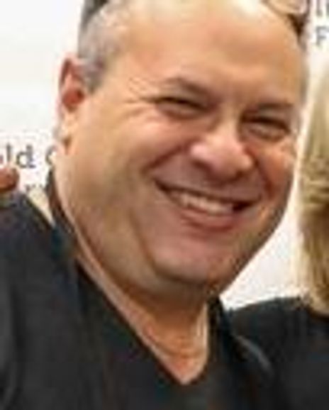 Michael Aeyal Headshot