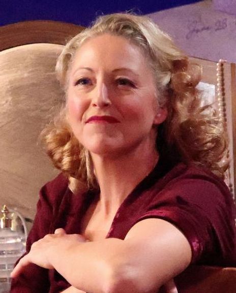 Jade Schuyler Headshot