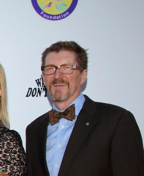 Erick Weiss Headshot