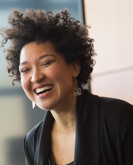 Julia Bullock Headshot