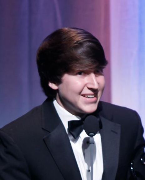 Kellen Blotner Headshot