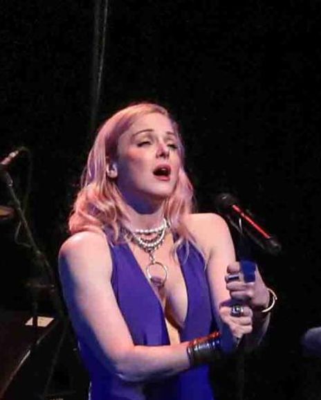 Gregory Eklund Headshot