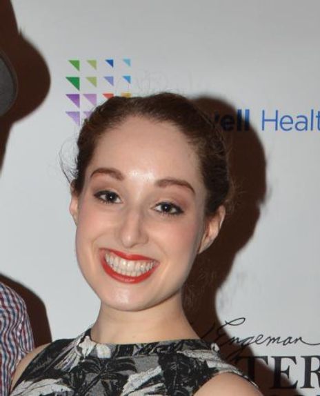 Sari Alexander Headshot