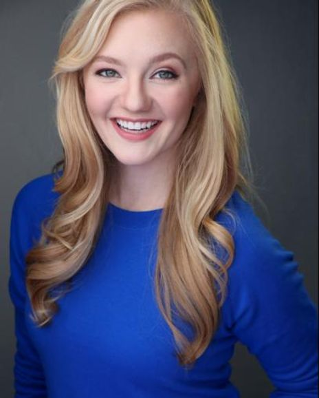 Kaitlin Nelson Headshot