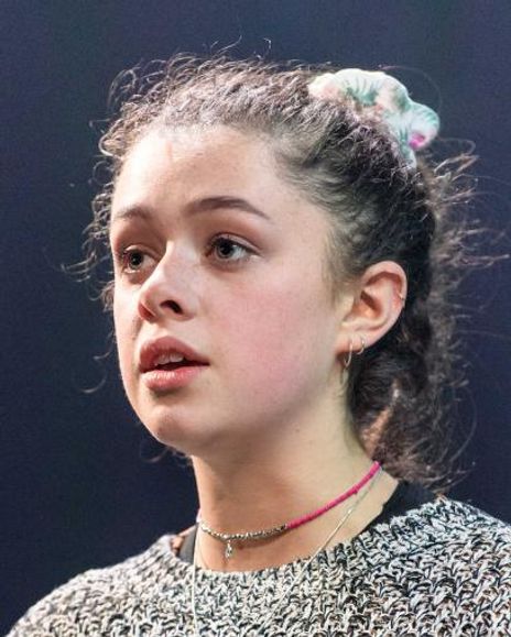 Isis Hainsworth Headshot