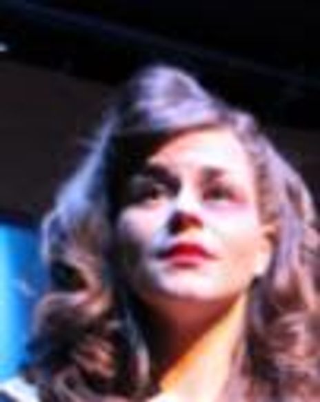 Amanda Carol Pascale Headshot