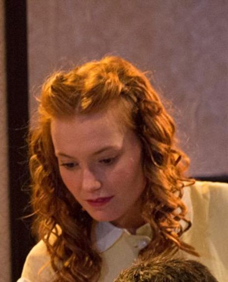 Katie Stahl Headshot