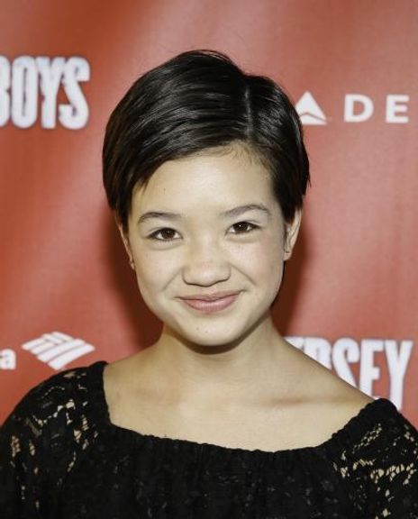 Peyton Elizabeth Lee Headshot