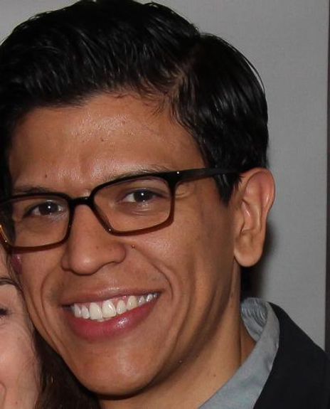 Adrian Rosas Headshot