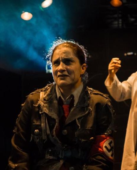 Amy Gorelow Headshot